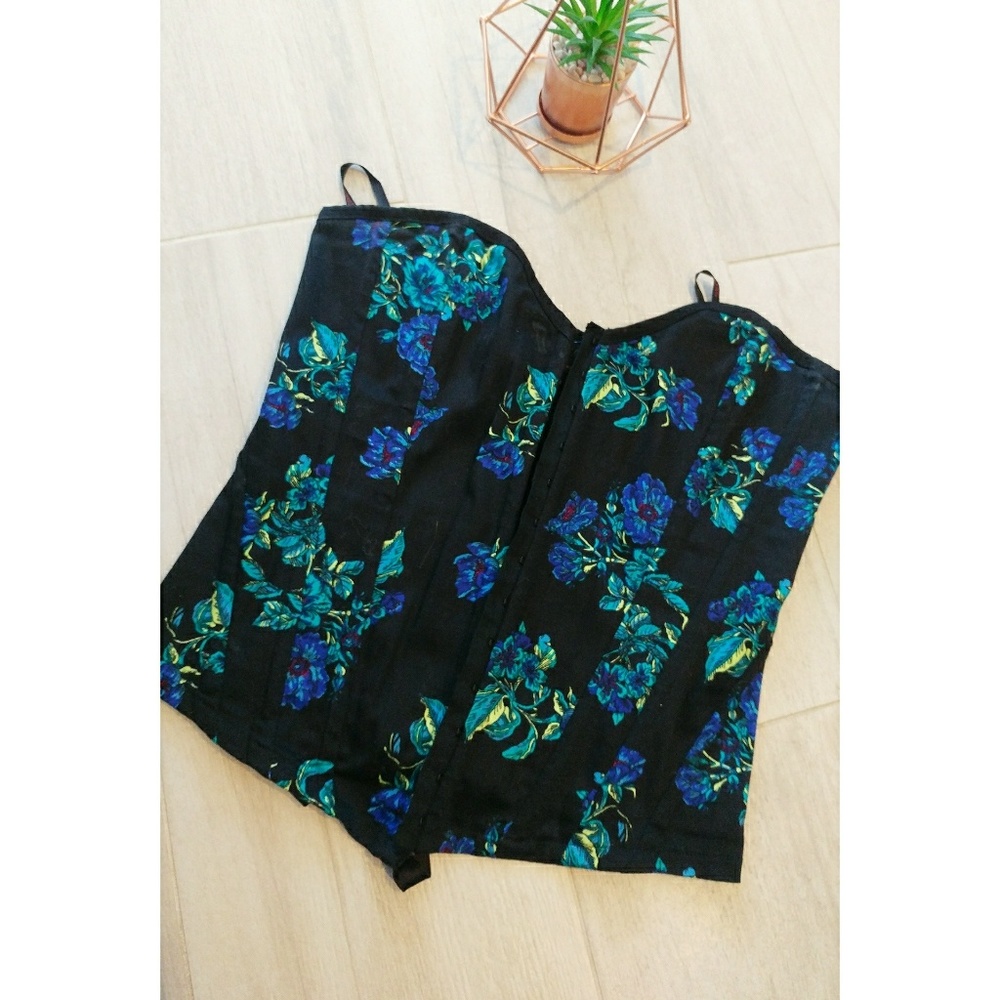 Rare Guess corset top